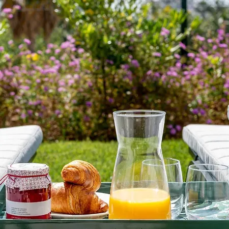 Alcazaba Lagoon With Private Beach, Pools, Gym, Sauna, Hot Tub & Fully Equipped Kitchen Appartement